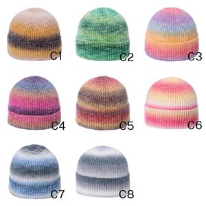 Renkli Düz Örgü Beanie Temel Sıcak Frugal Kafatası Kap Kravat Boyama Ücretsiz Boyutu 56-60 cm Ortak Kasketler 8 Renkler Karışık Toptan