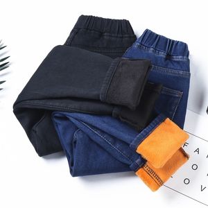 Zima Kobieta Grube Plus Velvet Polar Ciepłe Kobiety Skinny Jeans Spodnie Wysokie Talia Stretch Dżinsowe Spodnie Ołówek Rozmiar 5XL 6XL 210809