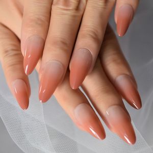 Uñas Profesionales Falsas al por mayor-Falsas Nails Pretty Almond Press en puntas de uñas de longitud media falsa