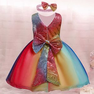 Tjejer klänningar för barn regnbåge sequin prinsessa klänning baby födelsedagsfest dop kappa toddler barn sommar ärmlös kläder Q0716
