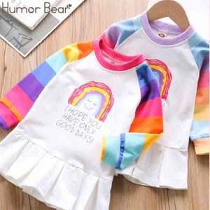 I bambini di autunno delle ragazze vestono i vestiti variopinti dei bambini a maniche lunghe del maglione sveglio casuale coreano del bambino 210611