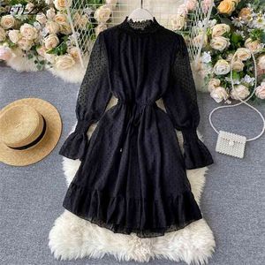 Höst Vintage Stand Collar Puff Sleeve Klänning Elegant Kvinnor Lace Patchwork Black Chiffon 210430