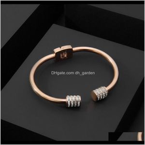 기타 Bracelets 보석 드롭 배달 2021 Titanium Steel 도금 여성을위한 18k 로즈 골드 팔찌 Boguu