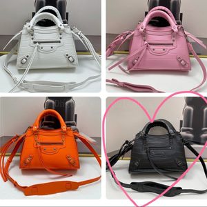 New Classic vintage Tassel projektanci mini torba wzór aligatora torby na ramię z górnym uchwytem szpilki nit solidne nity motocyklowe wysokiej jakości torebka damska Cross Body