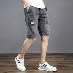 Denim shorts herrar knä längd byxor sommar 2021 tunn lös koreansk stil rakt trendigt varumärke kort jeans