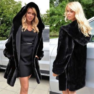 Cappotto di pelliccia nera Donna Inverno Streetwear Moda Plus Size Allentato con cappuccio spesso caldo elegante Lugentolo 211220