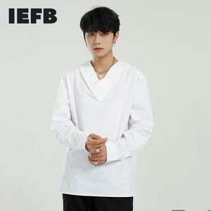 IEFB Masculino V-Neck Manga Longa Cor Sólida Solta Ins Trend Simple Casual T-Shirt Primavera Mens Tops Solto 9Y5394 210524