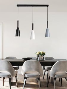 Lampy wiszące nordyckie Lampa LED żyrandol wiszący światło sufitowe Nowoczesne do jadalni stół kuchenny sypialnia żelaza e27 czarny