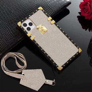 Квадратный дизайнер G Flower Leather Phone Case для iPhone 13 Pro Max 12 Mini 11 XS XR XSMAX 8 7 плюс модный дизайн печати.