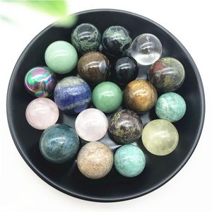 Dekorativa Objekt Figuriner 1PC Många sorters 20mm Naturvit Amethyst Rose Quartz Crystal Green Aventurine Round Sphere Ball Healing Sto