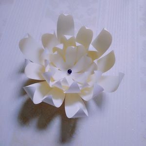 Декоративные цветы венки 2021 DIY DIY Ivory Giant Paper для свадебных украшений на фоне деко -деко -детские модные шоу видео Tutoria
