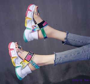 Mulheres verão cunha sandálias transparente pvc cristal plataforma de plataforma calçados mulher arco-íris espesso sandalias vestido