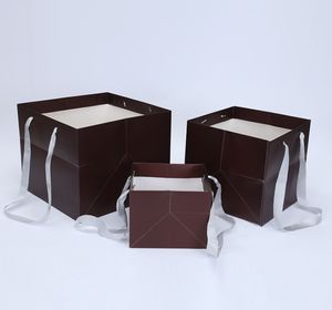 Flower Paper Boxes Gift Wrap Packing Bags Florist Packaging Box with Handhold Hug Bucket for Party