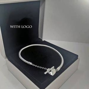 100 % 925 Sterling Silver Snake Chain Charm Armband För Kvinnor DIY Fit Pandora Pärlor Med Logo Design Hjärta T Typ Lady Present