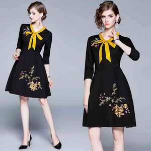 Elegant Designer Women Autumn Bow Neck Embroidery Dress Female Office Party Robe Ladies Sexy Pleated A-Line Dresses Vestidos 210525