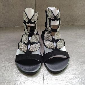 2021 Tasarımcı Kadın Terlik Sandal Moda Yaz Alt Kelebek Rhinestone Sandalet ile Düz Ayakkabı Bayanlar Çevirme En Kaliteli 35-43 W7