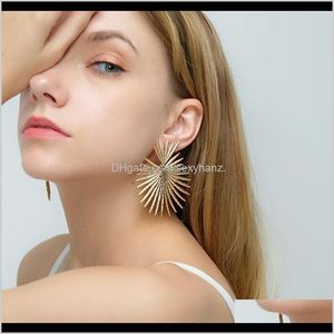 Dangle & Chandelier Jewelry Drop Delivery 2021 Exaggerated Geometric Sun Studs Ear Clip Attractive Womens Earrings Wpmig
