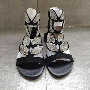 2021 Designer Kvinnor Sandaler Mode Flat Slipper Sommarbotten Fjäril med Rhinestone Outdoor Casual Shoes Ladies Flip Flops 35-43 W6