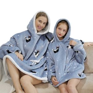 2021 Новая негабаритная семья, сопоставившая домашнюю одежду Plush Flece Booket Unicorn Sleepwear, если вам нужны две капюшоны, пожалуйста, закажите два H0917