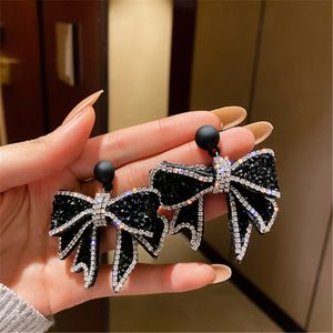 Koreansk stil svart Bowknot dangle örhängen för kvinnor rhinestone örhängen bröllopsfest smycken tillbehör