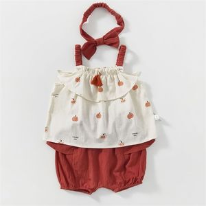 Verão sem mangas Suspensos Bonitos Impressão de Abóbora Terno de Algodão Menina Baby Baby Bread Shorts Headband Três Peça Set 210417