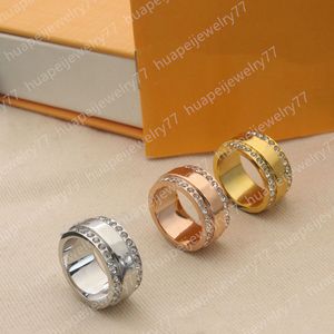 Unisex-Designer-Ringe, modisches Paar, zweireihiger Diamantring, hochwertiger Titan-Stahl-Schmuck, Buchstaben-Design, 6–10