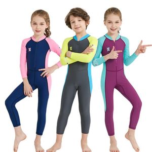 Um peça crianças mergulhando roupa de banho com mangas criança full body wetsuit manter quente manga comprida uv proteção swimwear surf