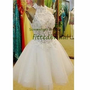 New Arrival Short White Prom Dresses Halter Długość Kolana Niestandardowe Suknie Party Homecoming