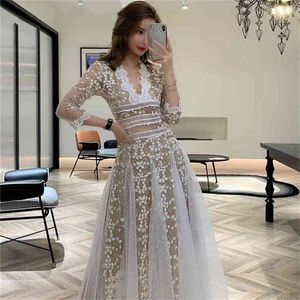 Vårkvinna Kläder Broderi Mesh Klänning Långärmad V Neck Lace Vit Klänningar Party för Lady Vestidos 210603