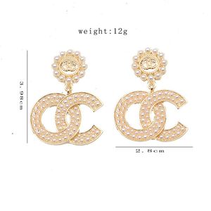 Designer di marca di lusso placcato oro 18K da donna Grandi lettere Orecchini a bottone Classico geometrico Donna Argento 925 Cristallo strass Orecchini di perle Festa di nozze Jewerlry