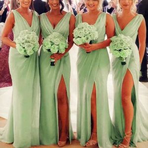 Mint Green Sukienki druhny Szyfonka V Szyfka Bez rękawów Płaska z boku podłogi długość podłogi plus size Maid of Honor sukienna wiejska plaża ślub Formalny wieczór Vestidos 403