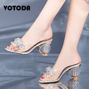 Sommar Nya Kvinnor Crystal High Heels Skor PVC Jelly Slippers Ladies Transparent Open Toe Sandals Fashion Brand Designer