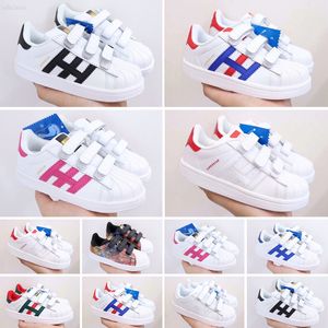Wholesale star child shoes for sale - Group buy Kids Super Star White Hologram Iridescent Junior Superstars s Pride Child Boys Girls Trainers Superstar Casual Shoes Size