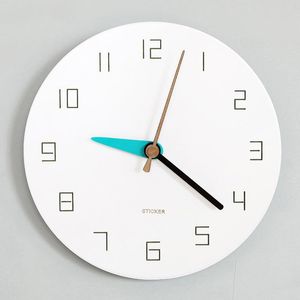 Zegary ścienne drewniany zegar prosty nowoczesny design dekoracja salonu w stylu europejskim drewniane wiszące zegarek dekoracje domu srebrny
