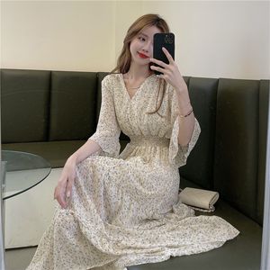 Korea Kwiatowy Szyfon Kobiety Dress Summer V-Neck Wzburzyć Z Krótkim Rękawem Wysoka Talia Midi Sukienki Plaża Wakacyjna Kobieta Odzież 210515