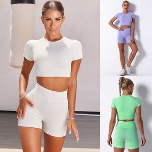 Sommar Seaml2PCs Yoga Set Kvinnors Gym Kläder Atletisk Fitncrop Top Booty Shorts Active Wear Workout Sport Suit X0629