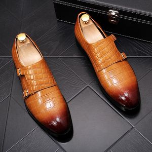 Klänning Mens Wedding Stylish Italian Shoes Designer Breattable Casual Men's Trend Loafers Suede Fashion Spring Autumn Low Help Flats X121 793