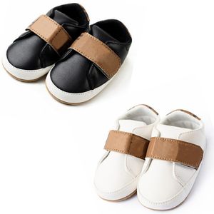 Casual Toddler Spädbarn Första Walkers med Stämpel Nyfödda Baby Boys Girls Soft Shoes Letter Prewalkers Hög kvalitet