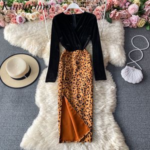 Kimutomo Abito Vintage da donna Primavera Autunno Moda femminile con scollo a V Falso in due pezzi Patchwork Leopard Vestido Midi Elegante 210521