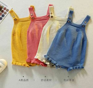 Fall Baby Boy Jumpsuit Cotton Sleeveless Sling Loose Button Closure Knitted Patchwork Winter for Girl Romper 210429