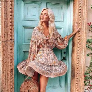 GypsyLady Blush Florla Print Rüschen Sommerkleider Langarm Plissee Frauen Kleid elastische Mini Gypsy Boho Kleid Chic Vestido 210331