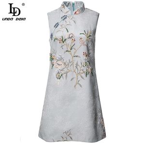 Sommar ärmlös väst kort klänning mode designer kvinnor står krage lyx beading jacquar vintage mini 210522