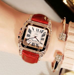 أنثى خمر ساعة طالبة أزياء الراينستون الكوارتز يراقب حزام جلدي حقيقي مربع الماس على مدار ساعة المعصم