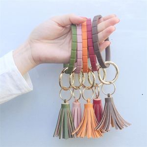 Silicone Keychain Bangle Leather Tassel Bracelets Keyring Party O Shaped Wristlet Bracelet Circle Charm Key Ring Holder Wristbands Chain Jewelry Travelfor Women