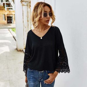 Casual Loose Women T-Shirt Elegant Lace Patchwork Flare Sleeve V-Neck Female Tees Tops W633 210526