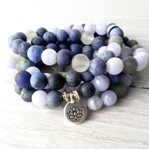 MG0986 Nuovo design Bracciale Chakra Mala della gola Meditazione Buddista Yoga Mala Bracciale con ciondolo in pizzo blu agata loto