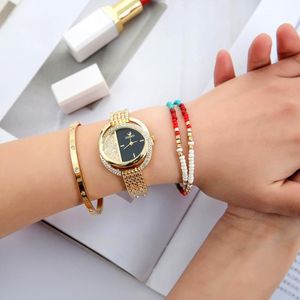 Wristwatches Women Watches Gift Set Fashion Oval Diamond Watch Luxury Titanium Bracelets 3 Pcs Sets Ladies Dress Creative Clock For Womens