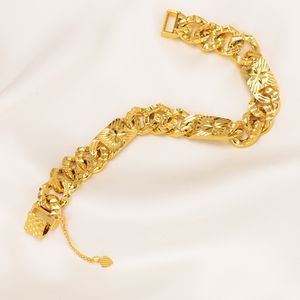 Large Bracelet Jaune achat en gros de 9 K Thai Baht G F Jaune Solide Fine Gold Gold Cuff Bracelet Fashion Metal Brace Starlit Shape Femmes urbaines