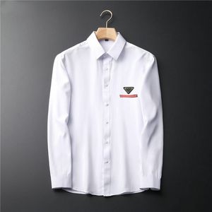 2021 Camisas masculinas da primavera de cor sólida Profissional de mangas compridas Tendência comercial Coat de moda simples Men M-3xl#hsc19