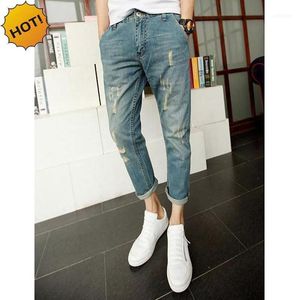 Jeans da uomo all'ingrosso - Stile adolescenti Design Slim con risvolto effetto baffi effetto baffi Pantaloni casual da uomo blu chiaro strappati con foro